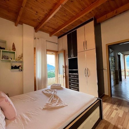 Gjirokastër Elsa'S Villa מראה חיצוני תמונה