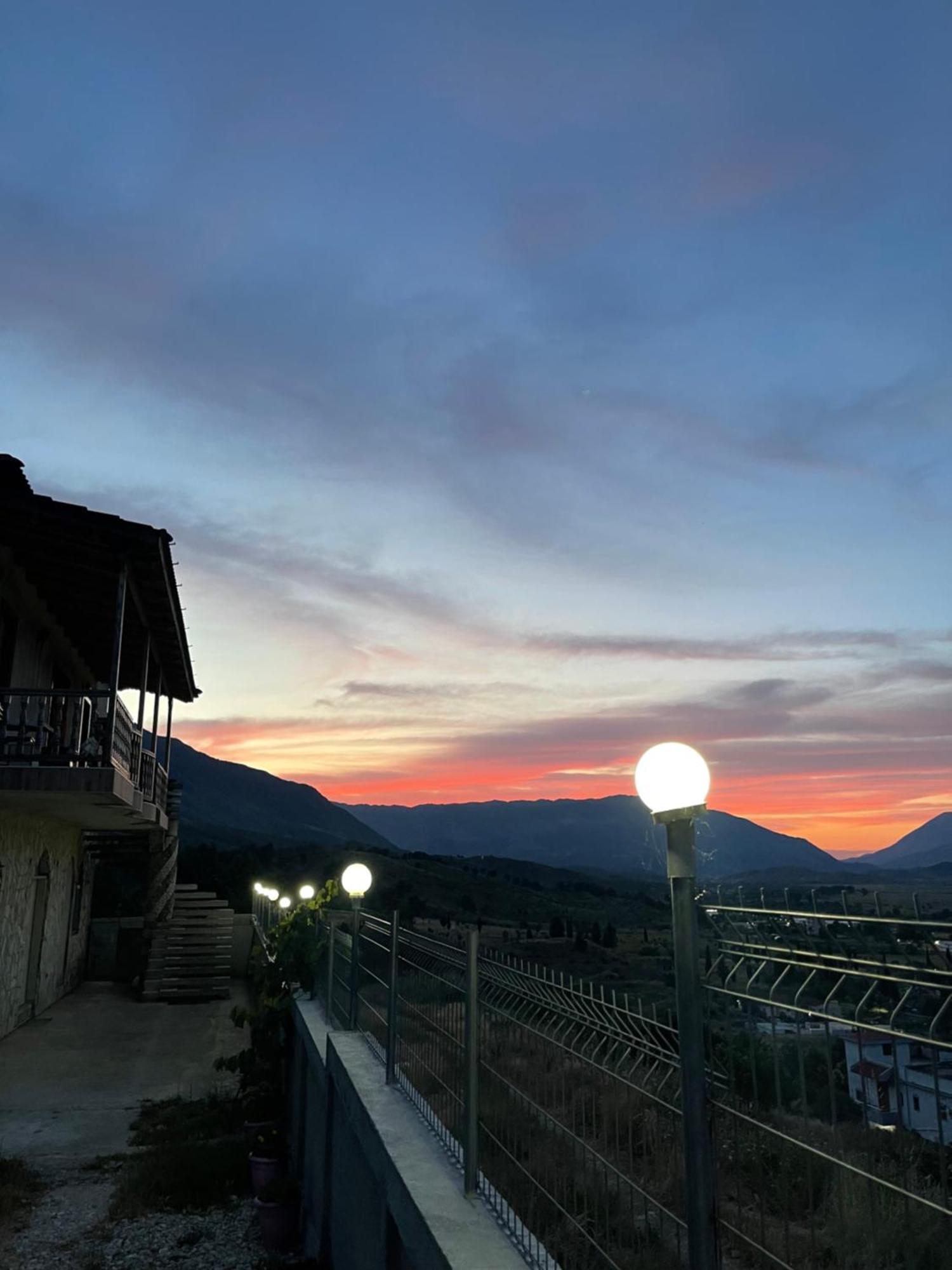 Gjirokastër Elsa'S Villa מראה חיצוני תמונה